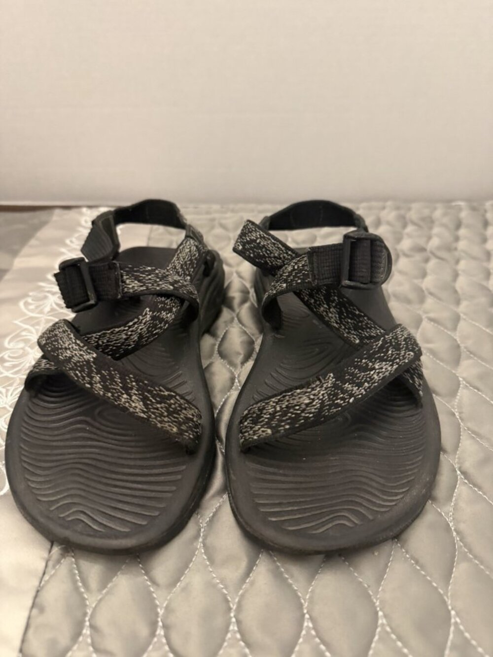 Chaco Sandals Women Size 7￼